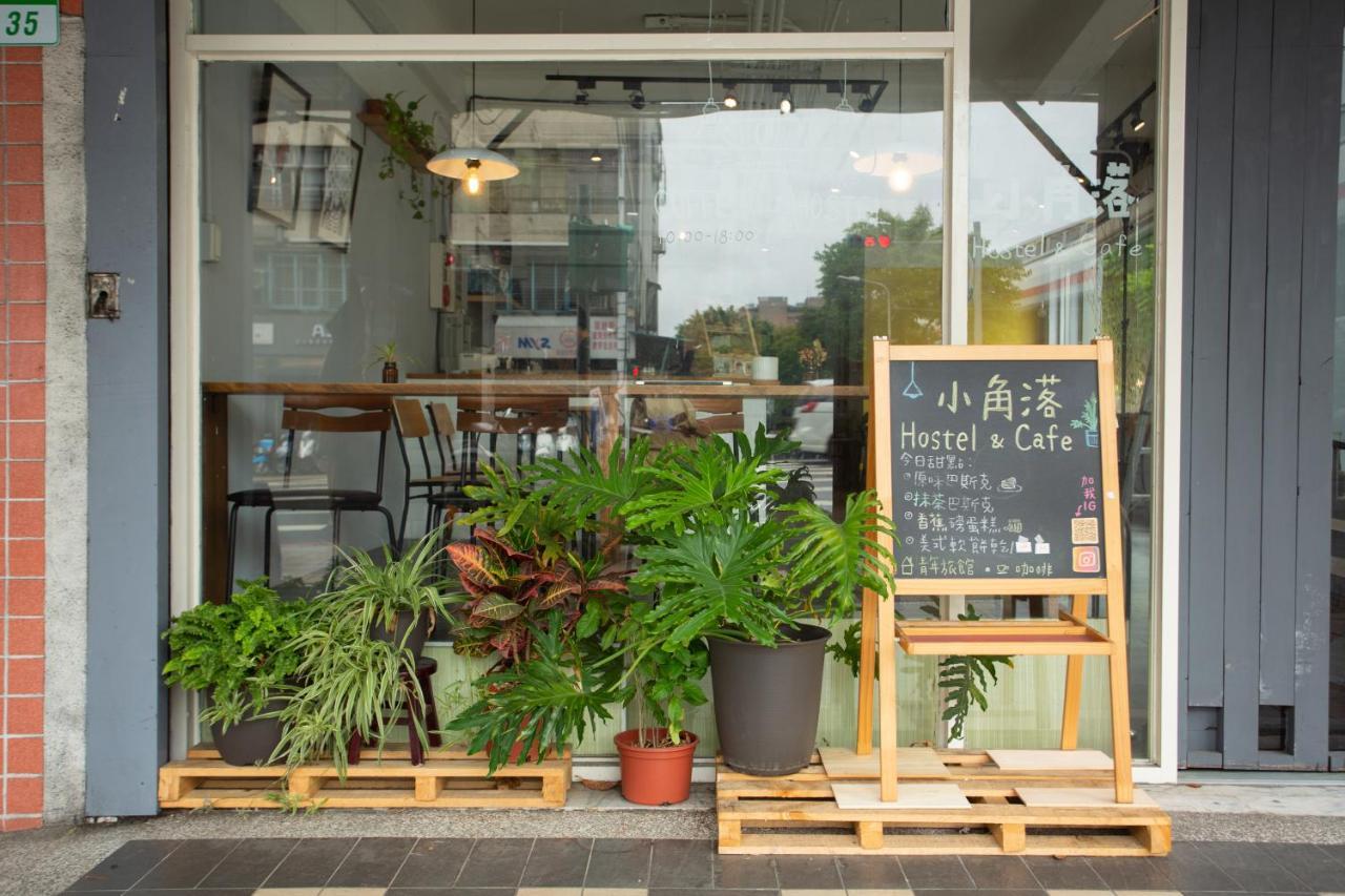 Corner Hostel & Cafe Taipei Exteriör bild
